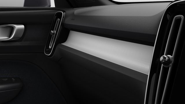 Volvo XC40 B3 | 163 + 14 hp/120 + 10 kW
