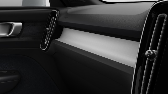 Volvo XC40 B3 | 163 + 14 hp/120 + 10 kW