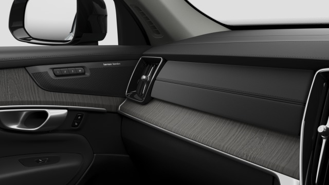 Volvo XC90 B5 | 250 + 14 hp/184 + 10 kW