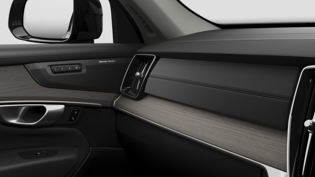 Volvo XC90 B5 | 250 + 14 hp/184 + 10 kW