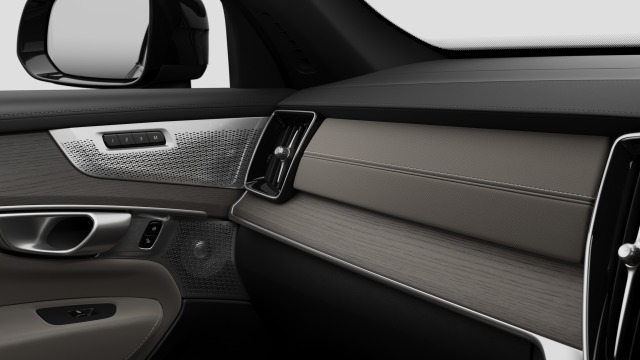 Volvo XC90 B5 | 250 + 14 hp/184 + 10 kW