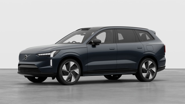 Volvo Ex90 Twin Motor | 408 hp/300 kW SUV Electric Denim Blue