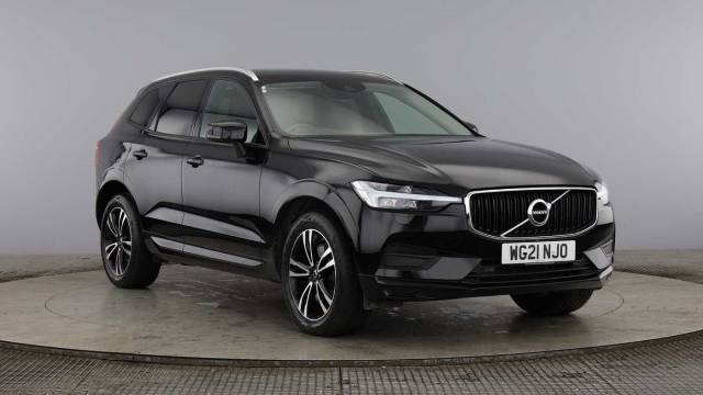 Volvo XC60 2.0 B4 AWD mild hybrid Diesel Momentum 4x4 vehicle Diesel Onyx Black