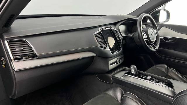 2021 Volvo XC90 2.0 B5 AWD mild hybrid Diesel R-Design