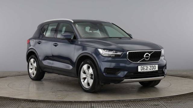 Volvo XC40 2.0 B4 mild hybrid Petrol Momentum 4x4 vehicle Petrol Denim Blue