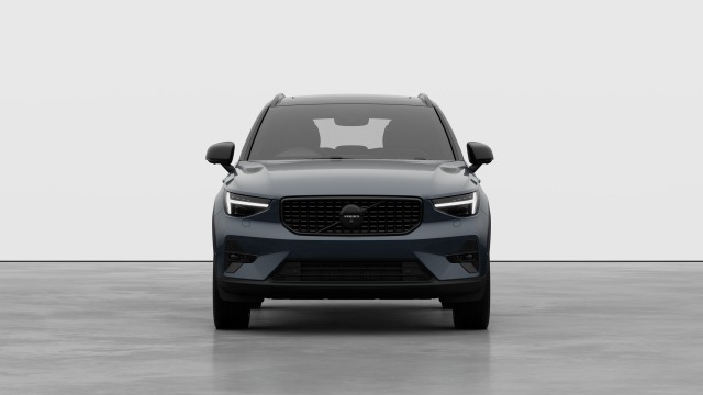 Volvo XC40 B4 | 197 + 14 hp/145 + 10 kW