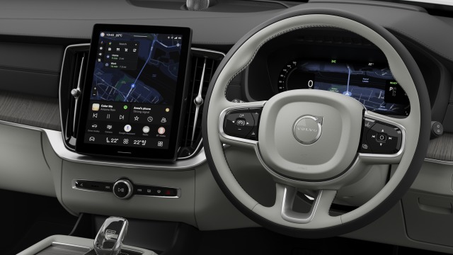 Volvo XC90 B5 | 250 + 14 hp/184 + 10 kW