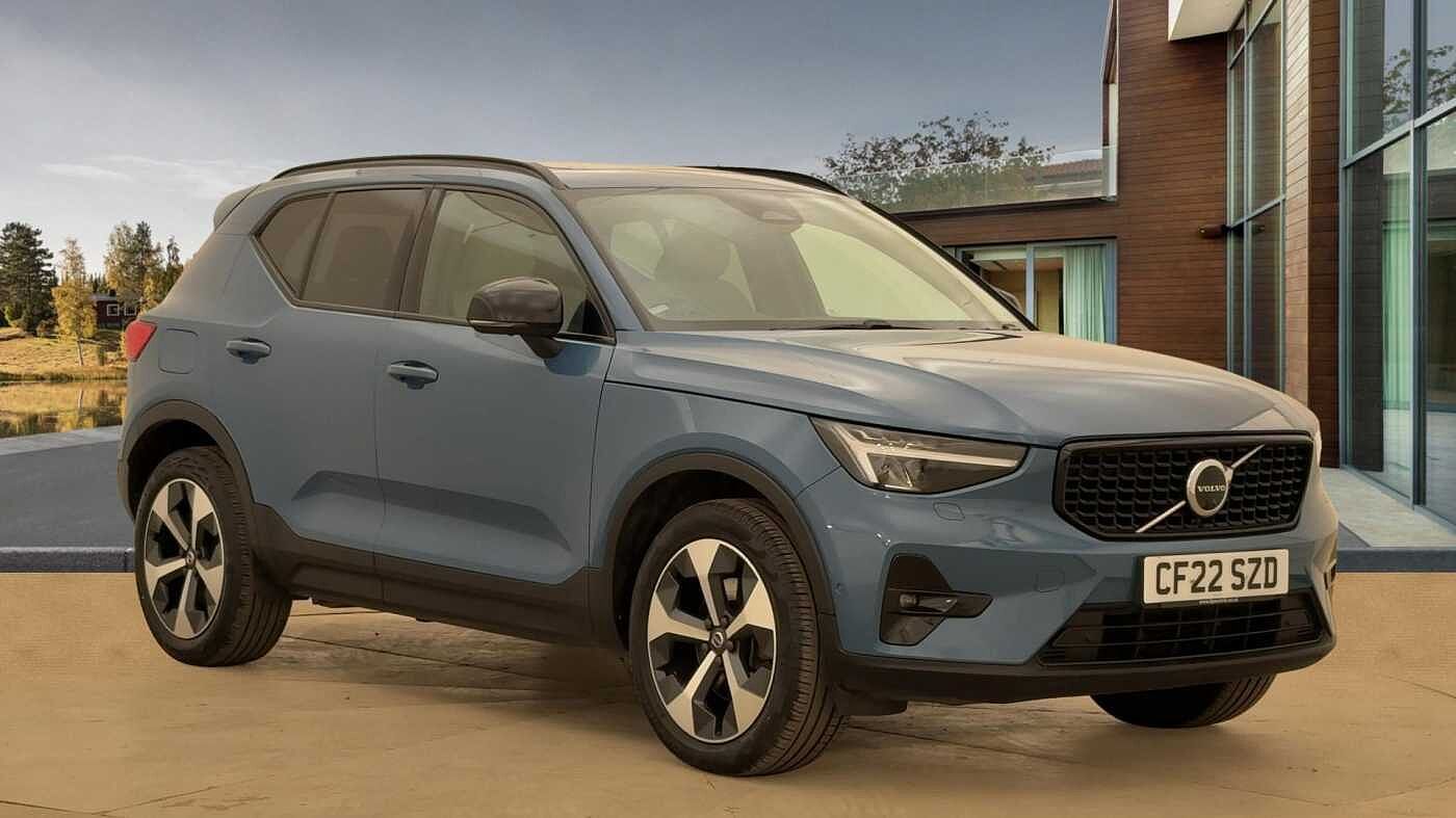 2022 Volvo XC40