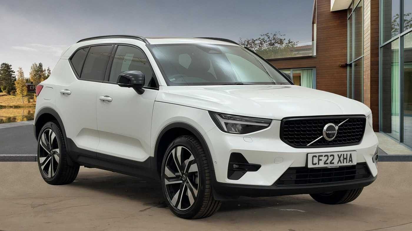 2022 Volvo XC40