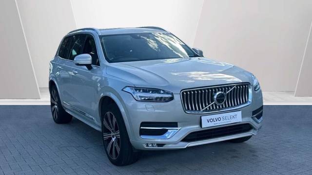 Volvo XC90 2.0 B5 (Petrol) AWD Inscription Automatic 4x4 vehicle Petrol 726 Birch Light