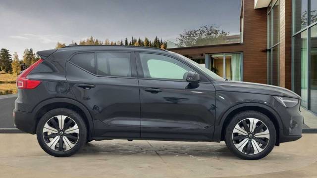 2022 Volvo XC40 1.5 T5 PHEV Recharge Ultimate Dark