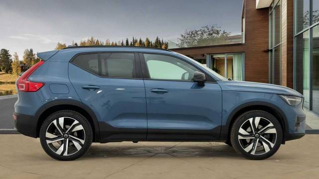 2024 Volvo XC40 2.0 B3 Mild hybrid Petrol Ultra Dark