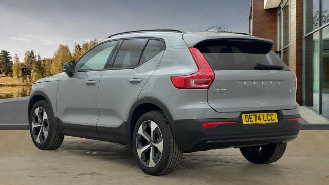 2024 Volvo XC40 2.0 B3 Mild hybrid Petrol Plus Dark