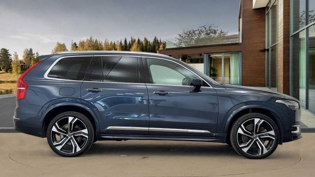 2022 Volvo XC90 2.0 T8 AWD PHEV Recharge Ultimate Bright