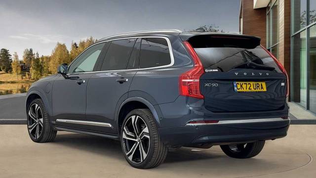 2022 Volvo XC90 2.0 T8 AWD PHEV Recharge Ultimate Bright