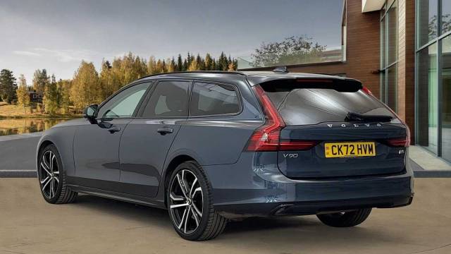 2022 Volvo V90 2.0 B5 Mild Hybrid Petrol Ultimate Dark