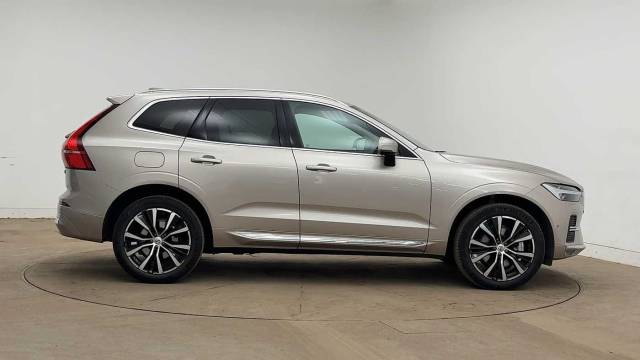 2025 Volvo XC60 2.0 B5 AWD Mild hybrid Petrol Ultra Bright