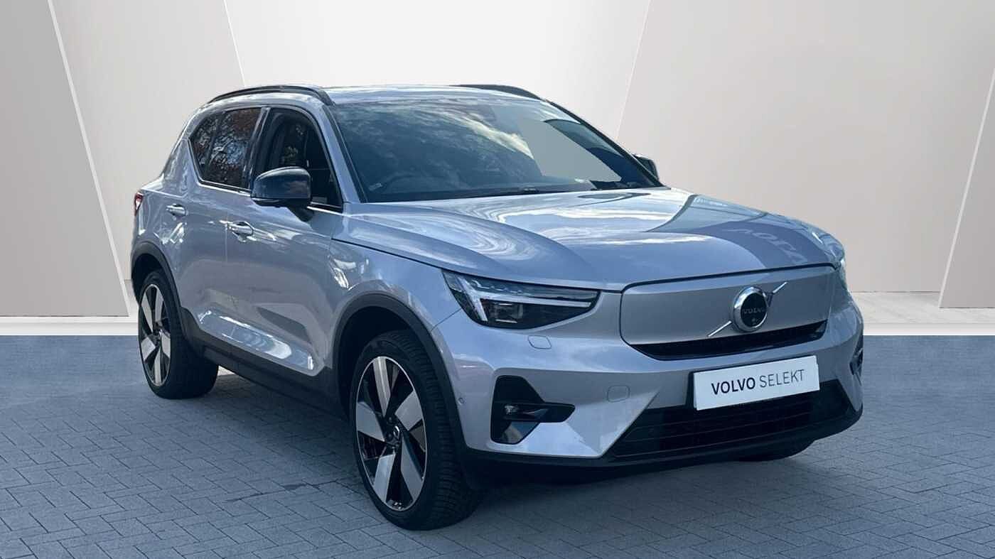 2023 Volvo XC40