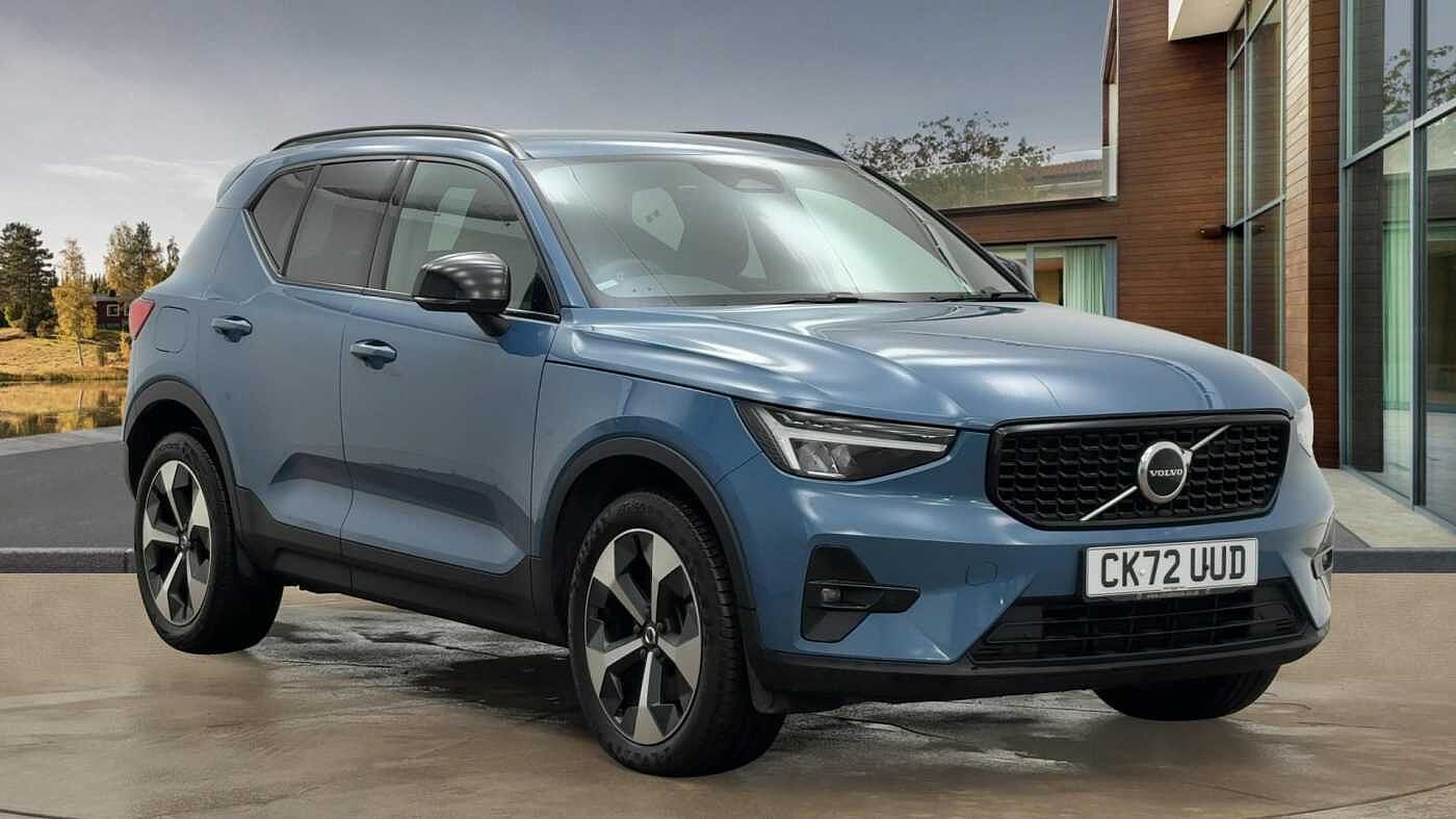 2022 Volvo XC40