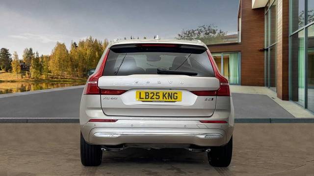 2025 Volvo XC60 2.0 B5 AWD Mild hybrid Petrol Ultra Bright