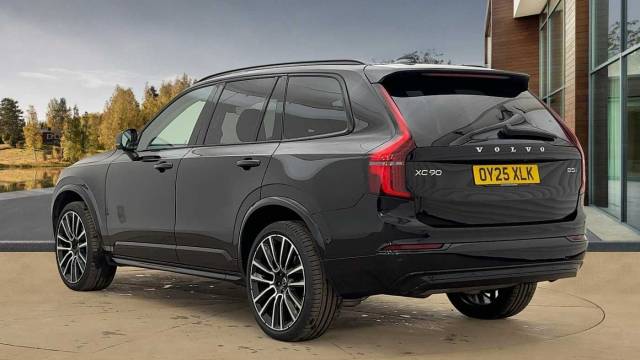 2025 Volvo XC90 2.0 B5 AWD Mild Hybrid Petrol Ultra Dark