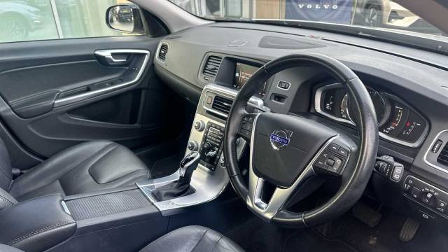 2018 Volvo V60 2.0 D4 Lux Nav Automatic