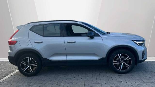 2023 Volvo XC40 2.0 B3 mild hybrid Petrol Plus Dark