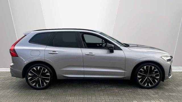 2025 Volvo XC60 2.0 B5 AWD Mild hybrid Petrol Ultra Dark
