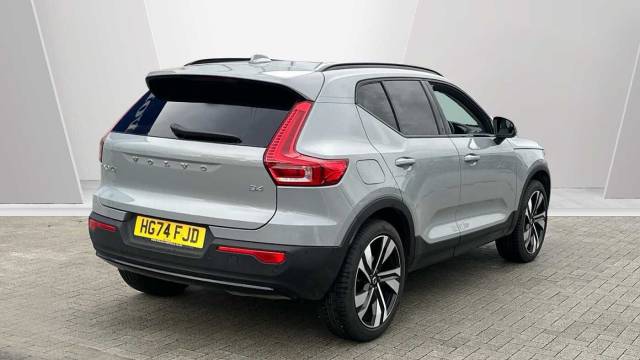 2024 Volvo XC40 2.0 B4 Mild hybrid Petrol Ultra Dark