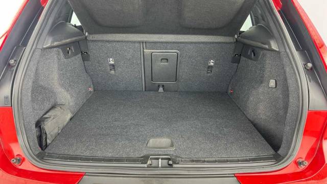 2021 Volvo XC40 1.5 T3 Momentum Manual