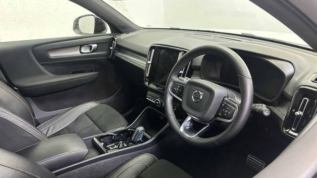 2021 Volvo XC40 1.5 T5 PHEV Recharge R-Design