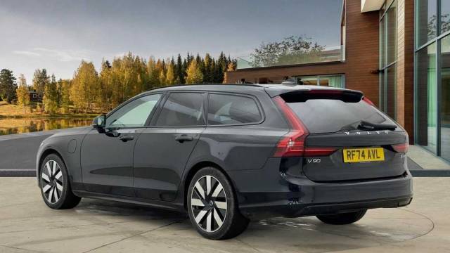 2025 Volvo V90 2.0 T6 AWD PHEV Plus Dark