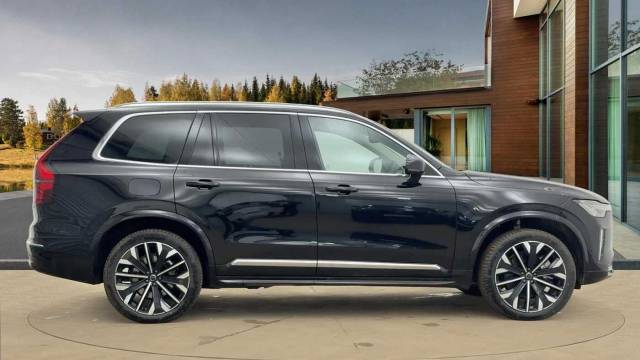 2025 Volvo XC90 2.0 T8 AWD PHEV Recharge Ultra Bright