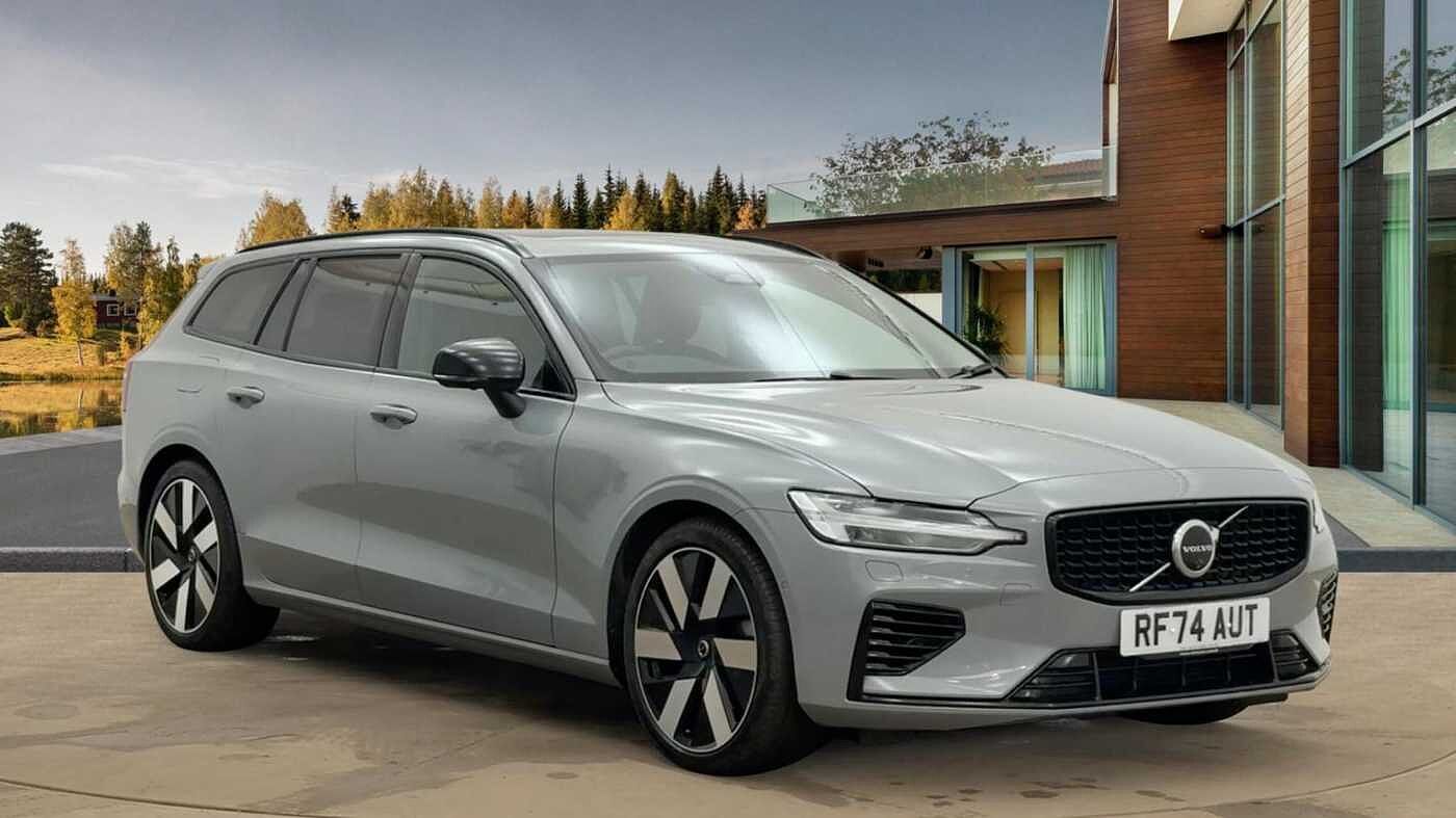 2025 Volvo V60