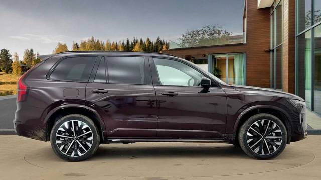 2025 Volvo XC90 2.0 B5 AWD Mild hybrid Petrol Ultra Dark