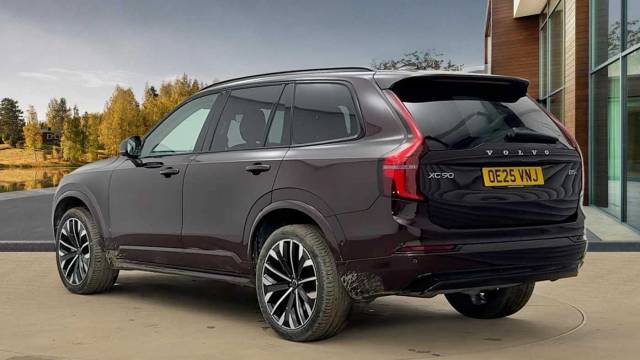 2025 Volvo XC90 2.0 B5 AWD Mild hybrid Petrol Ultra Dark
