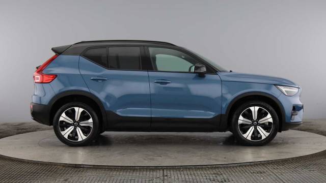 2022 Volvo XC40 Single Motor Recharge Plus