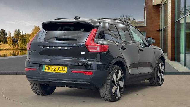 2022 Volvo XC40 Single Motor Recharge Plus