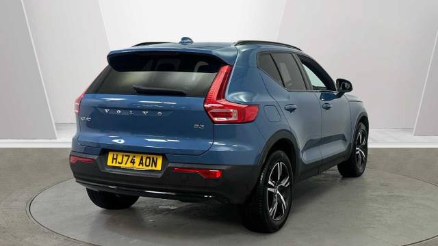 2025 Volvo XC40 2.0 B3 Mild hybrid Petrol Plus Dark