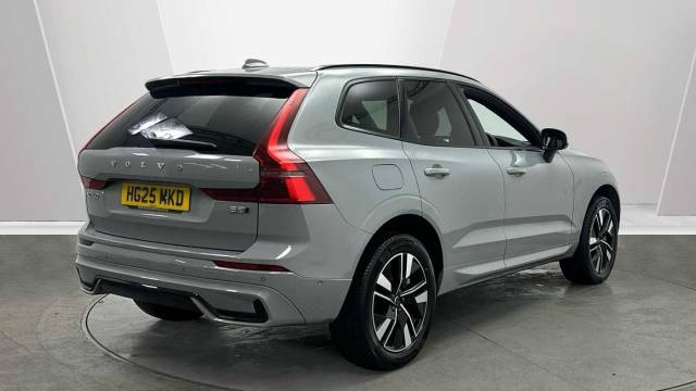 2025 Volvo XC60 2.0 B5 AWD Mild hybrid Petrol Plus Dark