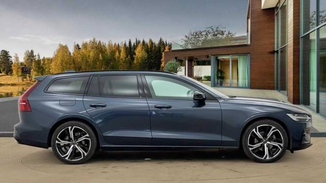 2025 Volvo V60 2.0 B4 Mild hybrid Petrol Plus Dark