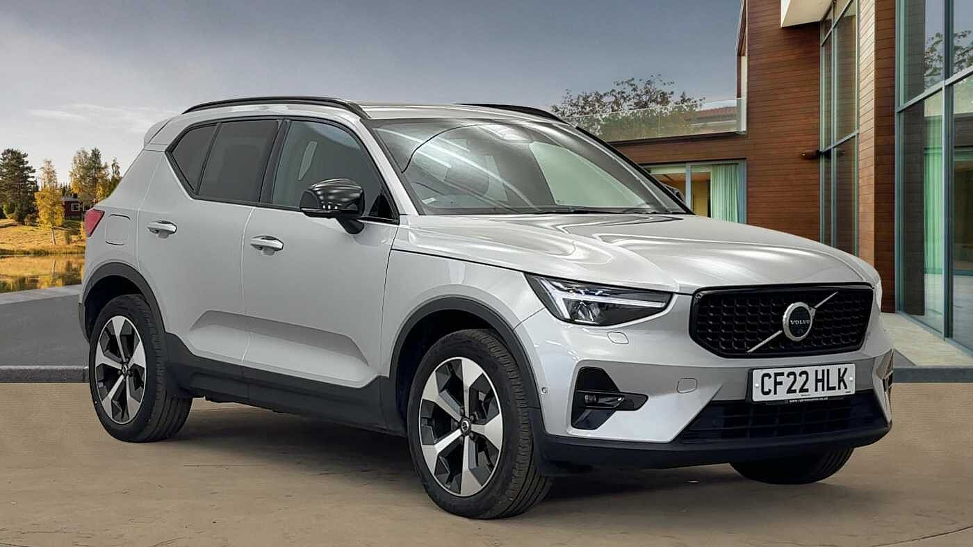 2022 Volvo XC40