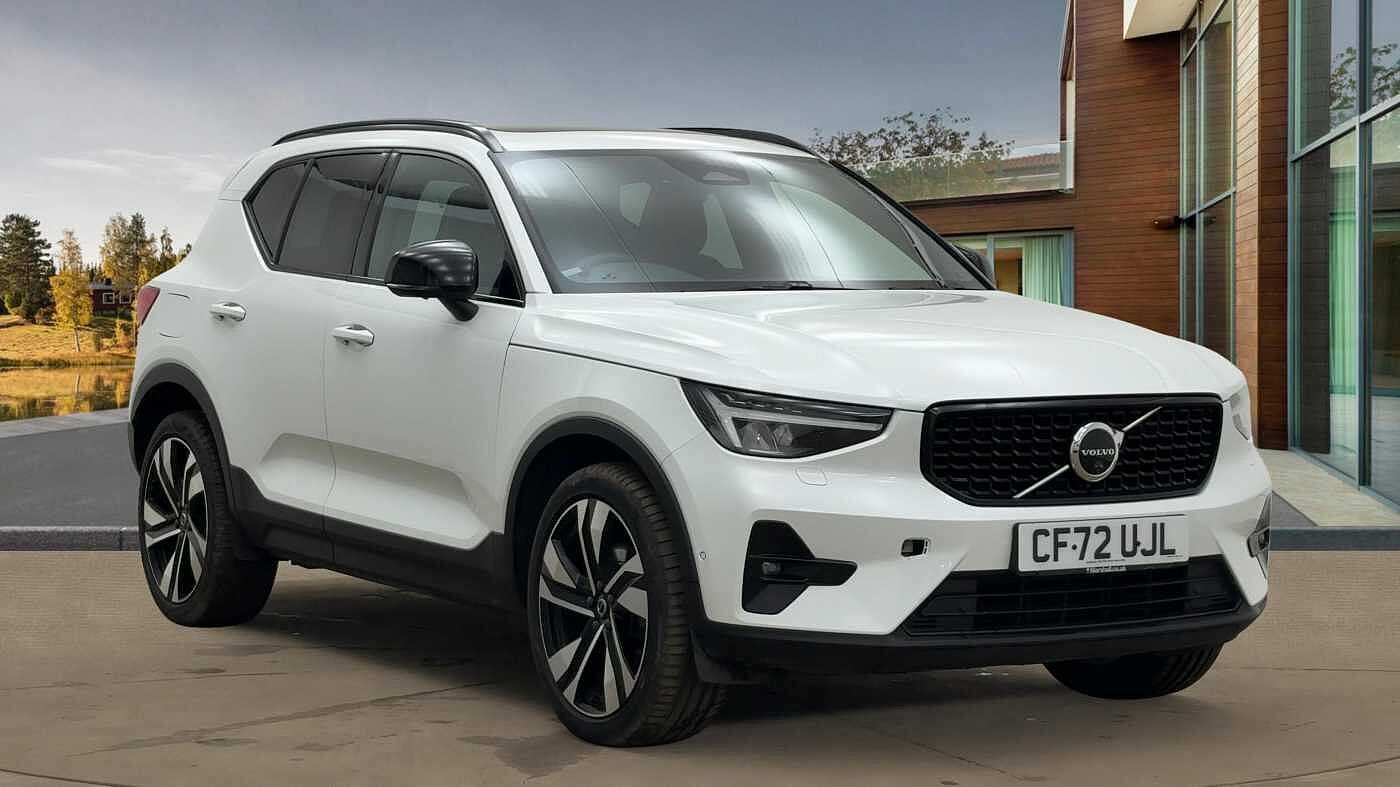 2022 Volvo XC40