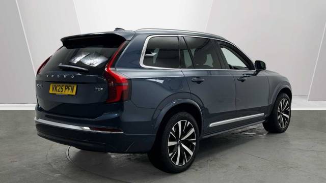 2025 Volvo XC90 2.0 T8 AWD PHEV Core Bright