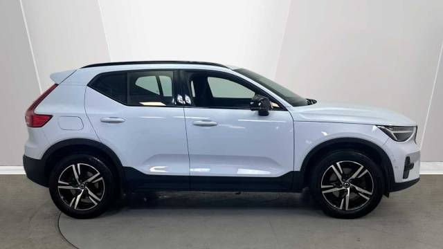 2023 Volvo XC40 2.0 B4 Mild hybrid Petrol Plus Dark