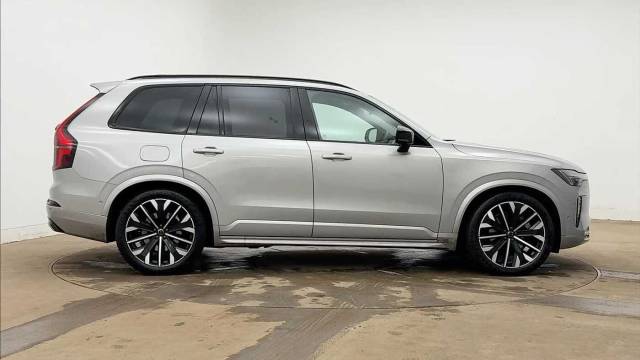 2025 Volvo XC90 2.0 B5 AWD Mild hybrid Petrol Ultra Dark