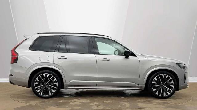 2025 Volvo XC90 2.0 B5 AWD Mild hybrid Petrol Ultra Dark