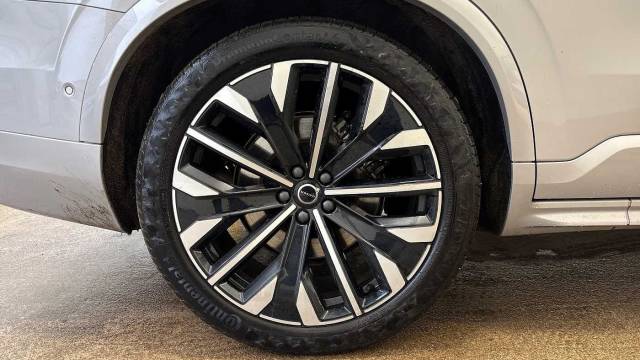 2025 Volvo XC90 2.0 B5 AWD Mild hybrid Petrol Ultra Dark