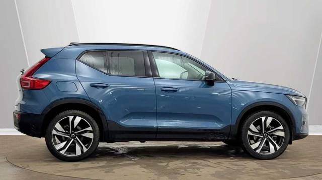 2025 Volvo XC40 2.0 B3 Mild hybrid Petrol Ultra Dark