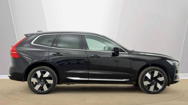 2025 Volvo XC60 2.0 T8 AWD PHEV recharge Ultra Bright